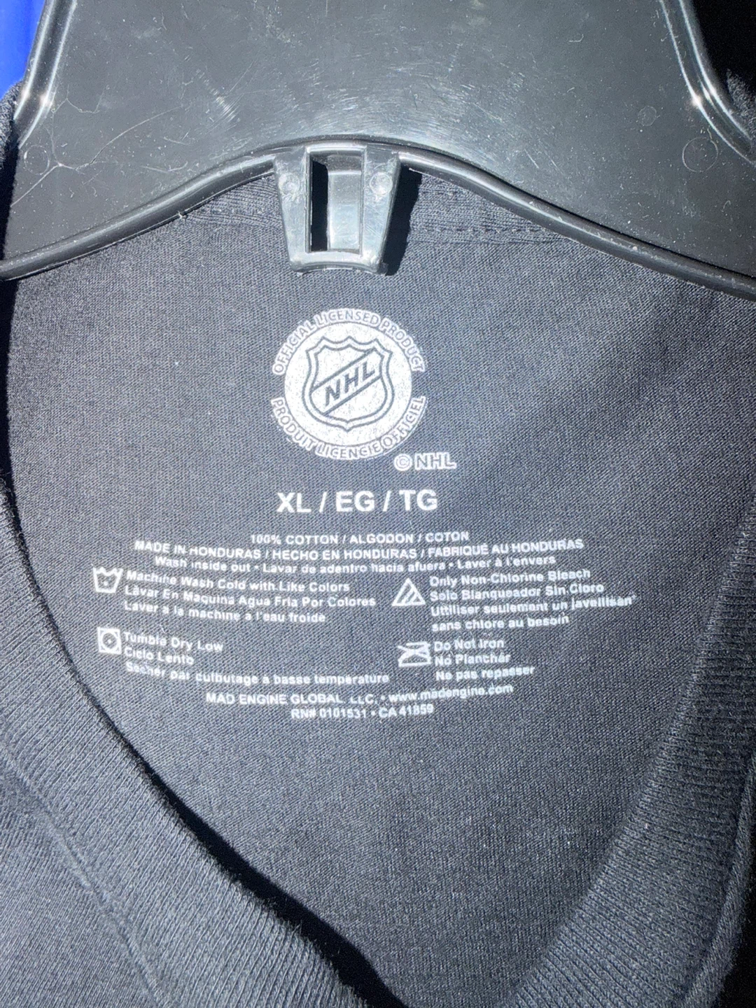 BNWT Vancouver Canucks T-Shirt - Retro Flying Skate Logo - photo 3