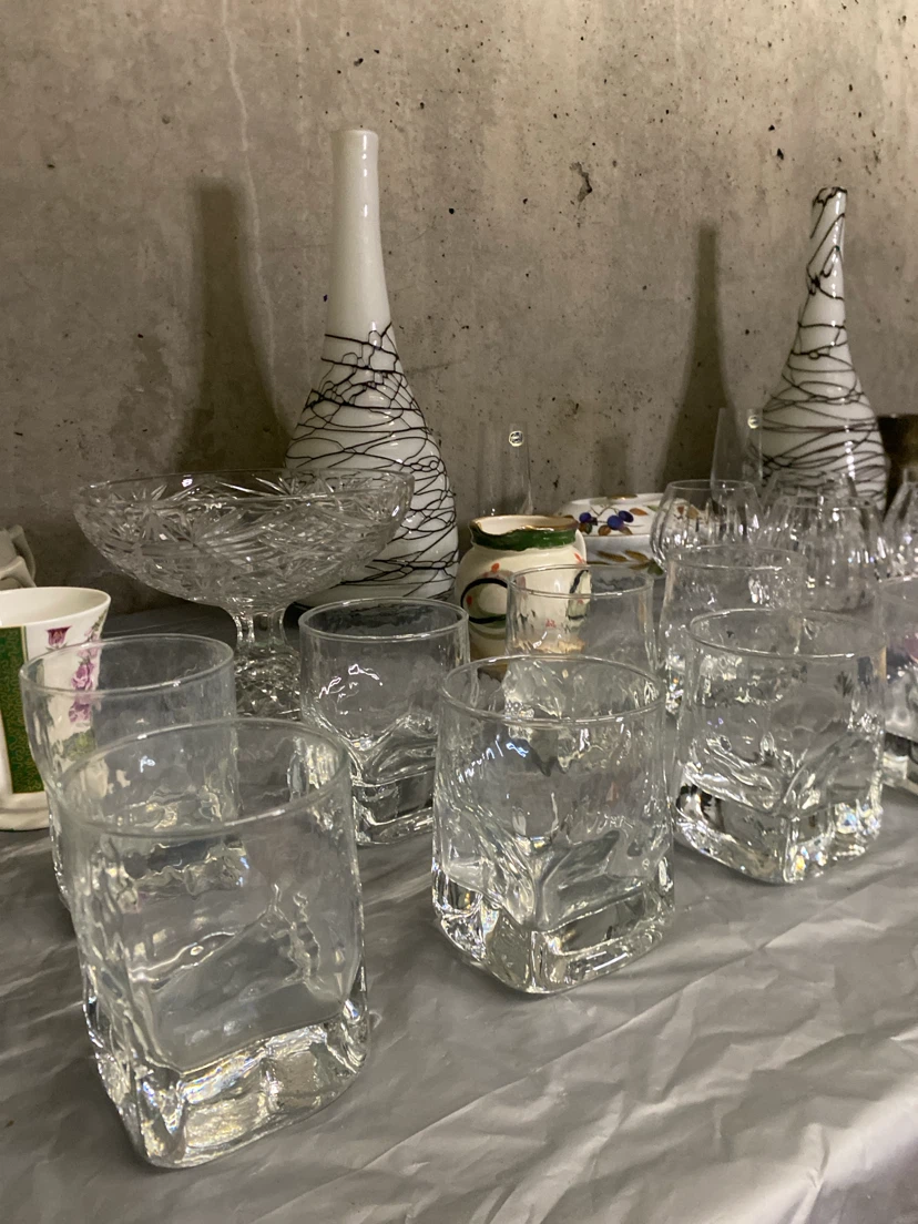 Table Lot # 3 Stunning Vintage Glassware - photo 2