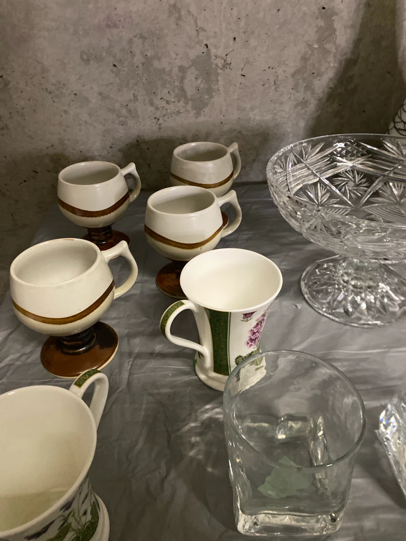 Table Lot # 3 Stunning Vintage Glassware - photo 3
