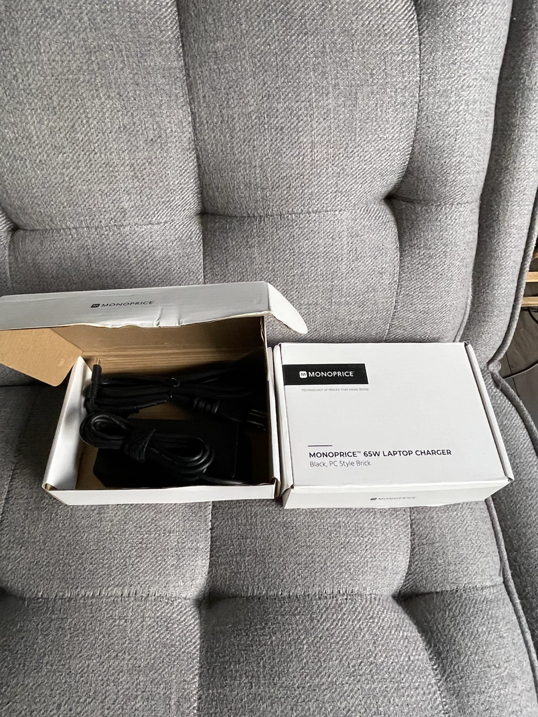 Brand new Monoprice laptop charges