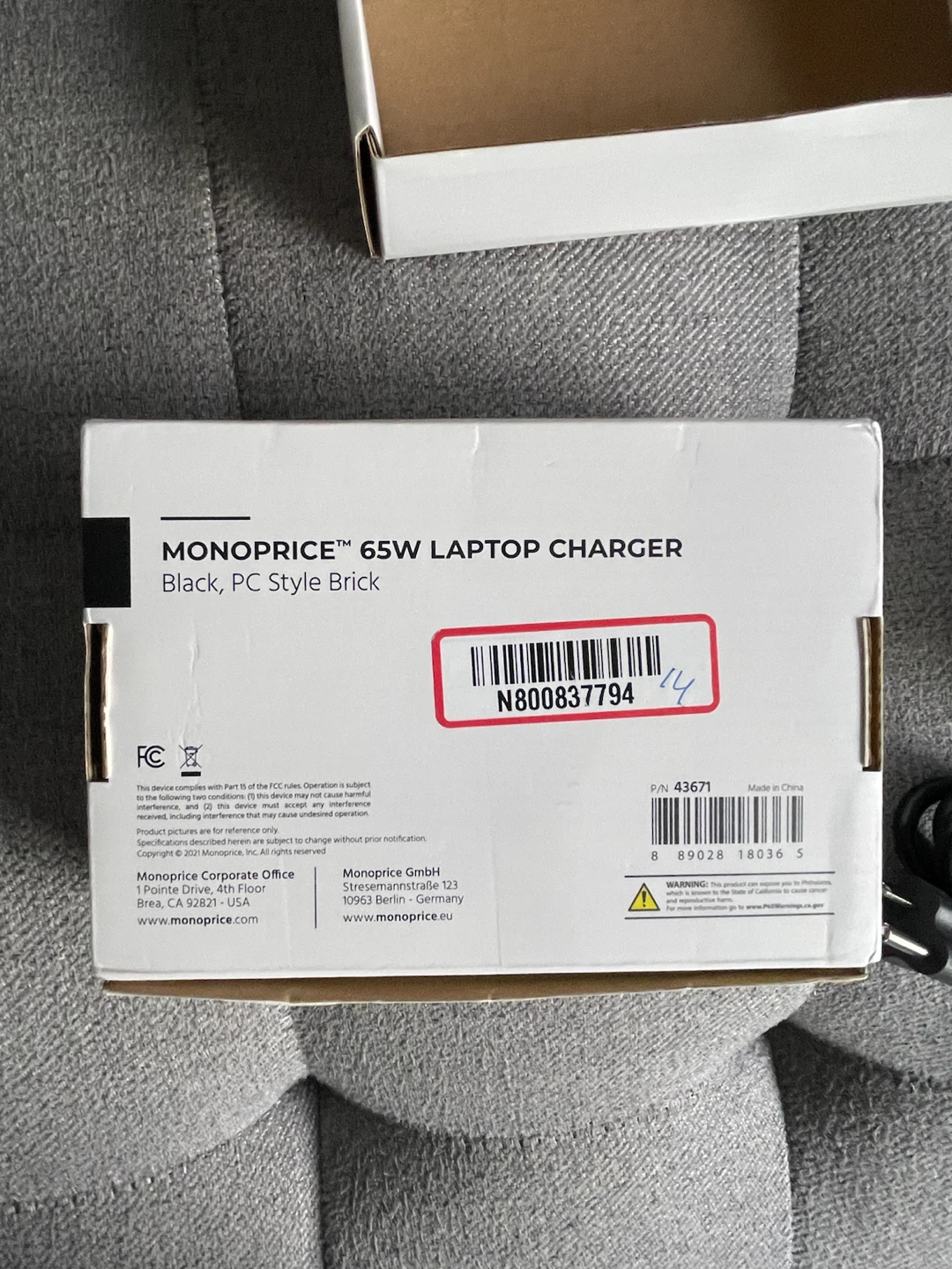 Brand new Monoprice laptop charges - photo 3