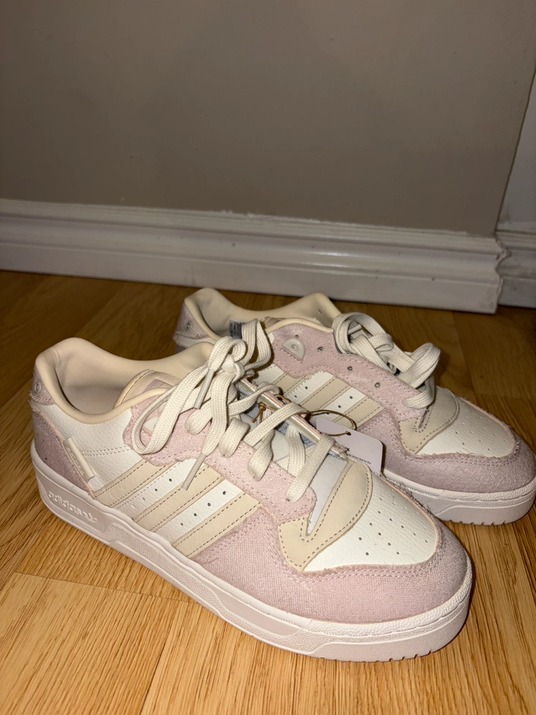 Adidas Forum Low Sneakers - Pink/White - Size 7 US - photo 2