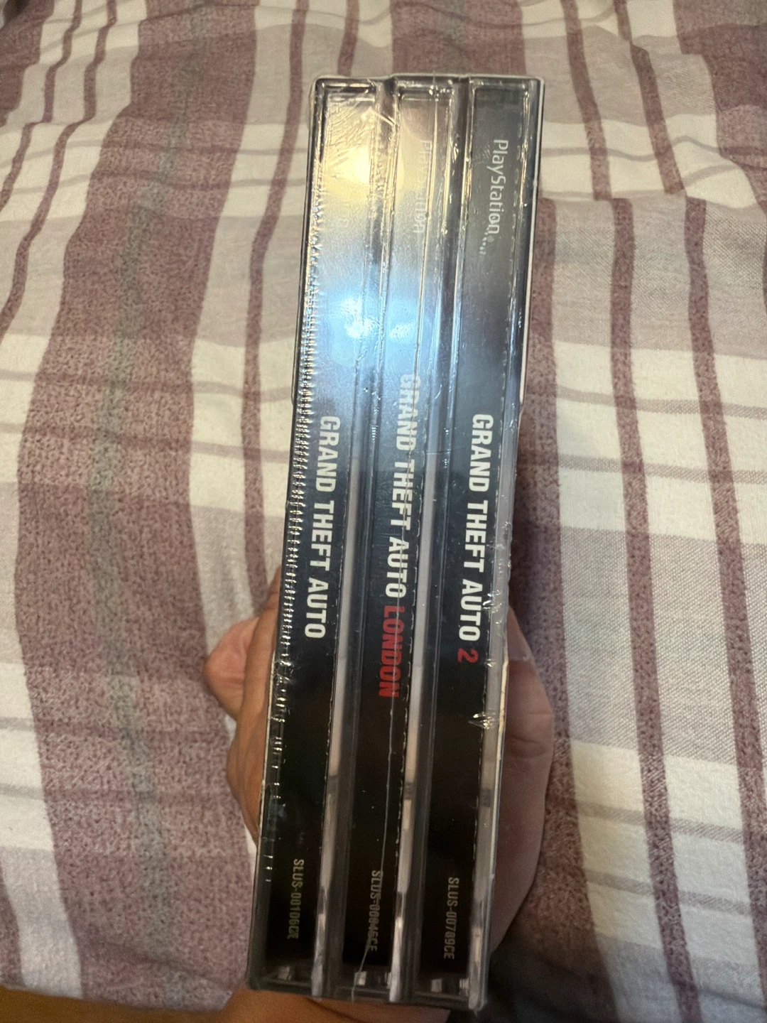 Grand Theft Auto Collectors Edition PlayStation - photo 2