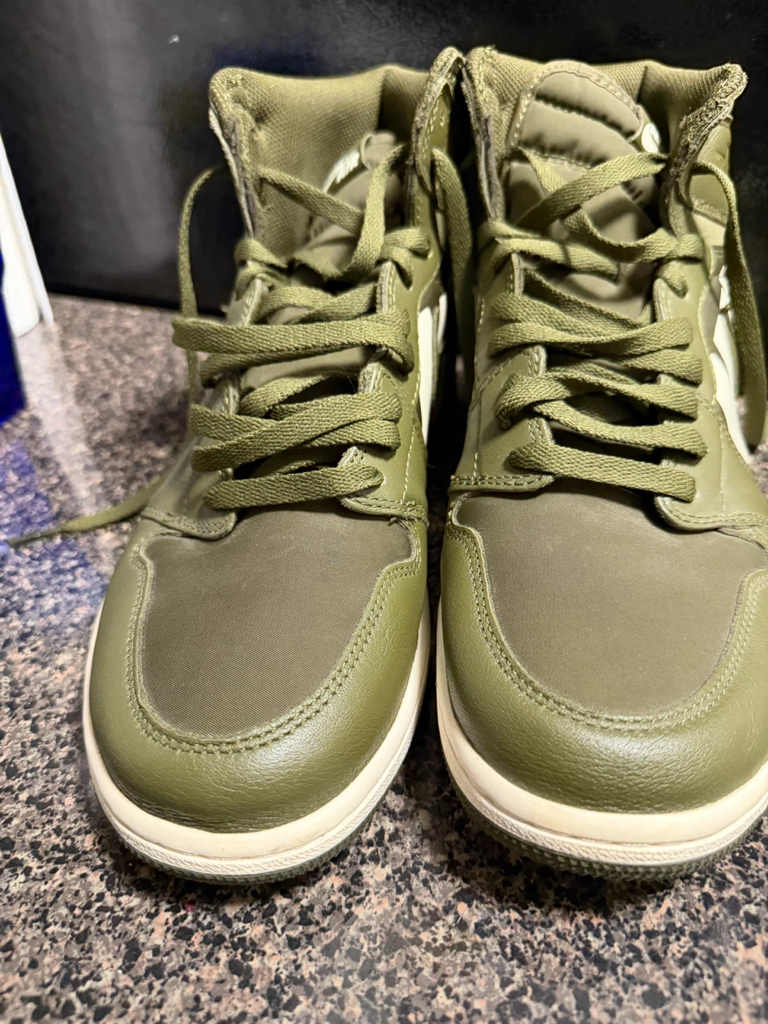 Nike Air Jordan 1 High Olive Green