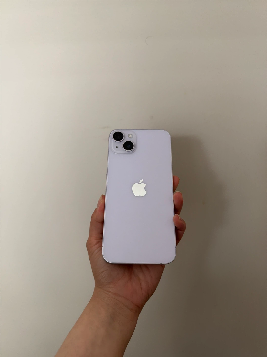 iPhone 14 Plus - photo 2