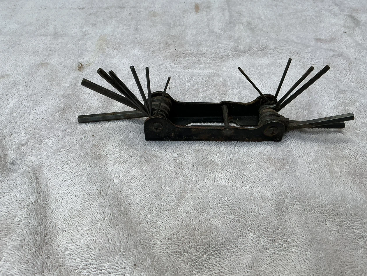 Vintage Folding Hex Key Set ! - photo 5