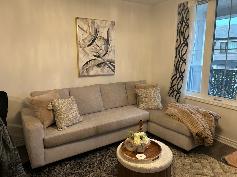 Light Grey Sectional Sofa with Chaise