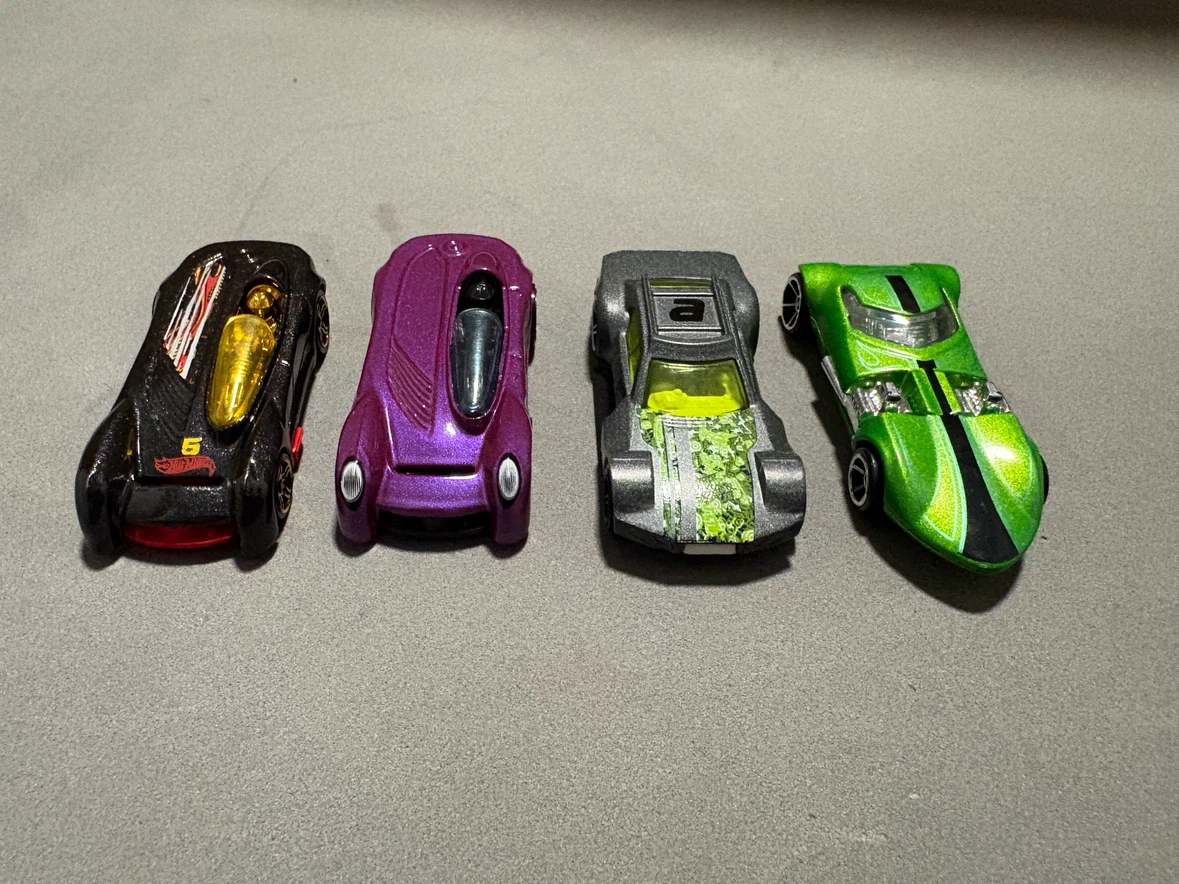 Set of 29 Hot Wheels & 1 Matchbox