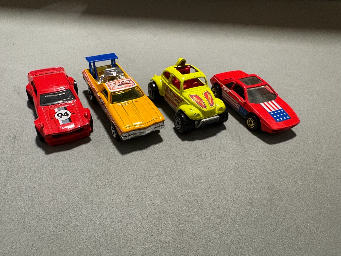 Set of 29 Hot Wheels & 1 Matchbox - photo 4