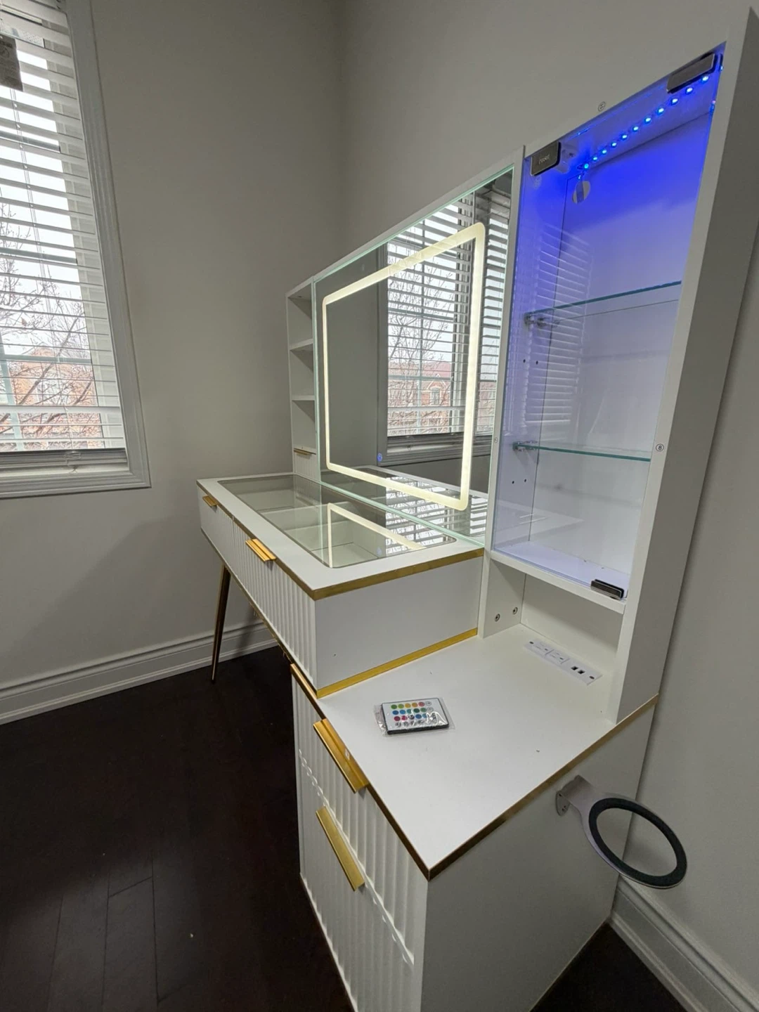 White and Gold Makeup Vanity with LED Mirror