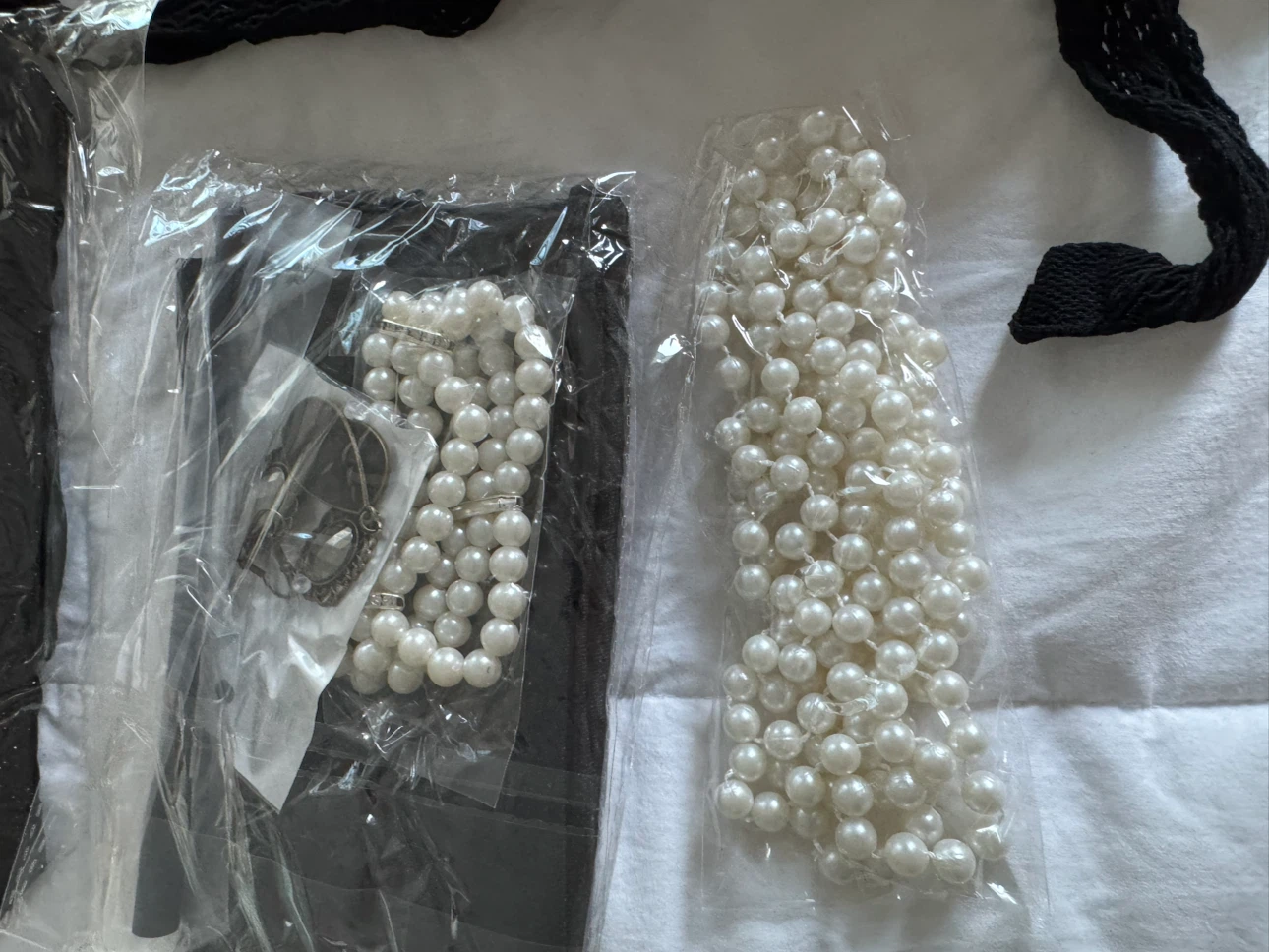 2 Brand New 1920’s flapper costume accessories - photo 5
