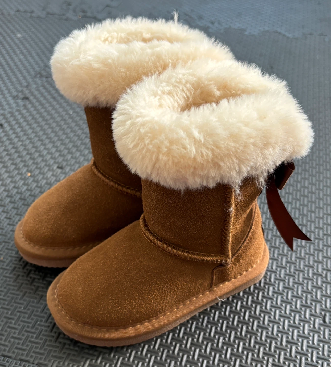 Lamo Brown Suede Boots Toddler Size 8