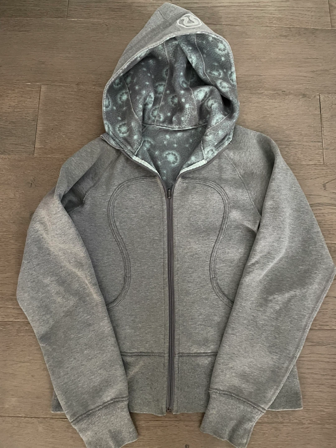 Lululemon Grey Full-Zip Scuba Hoodie