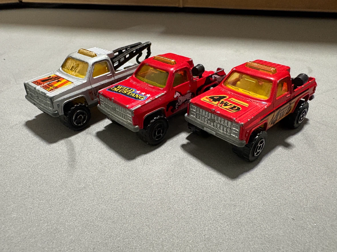Collection of 13 Vintage Majorette Cars & Trucks - photo 3
