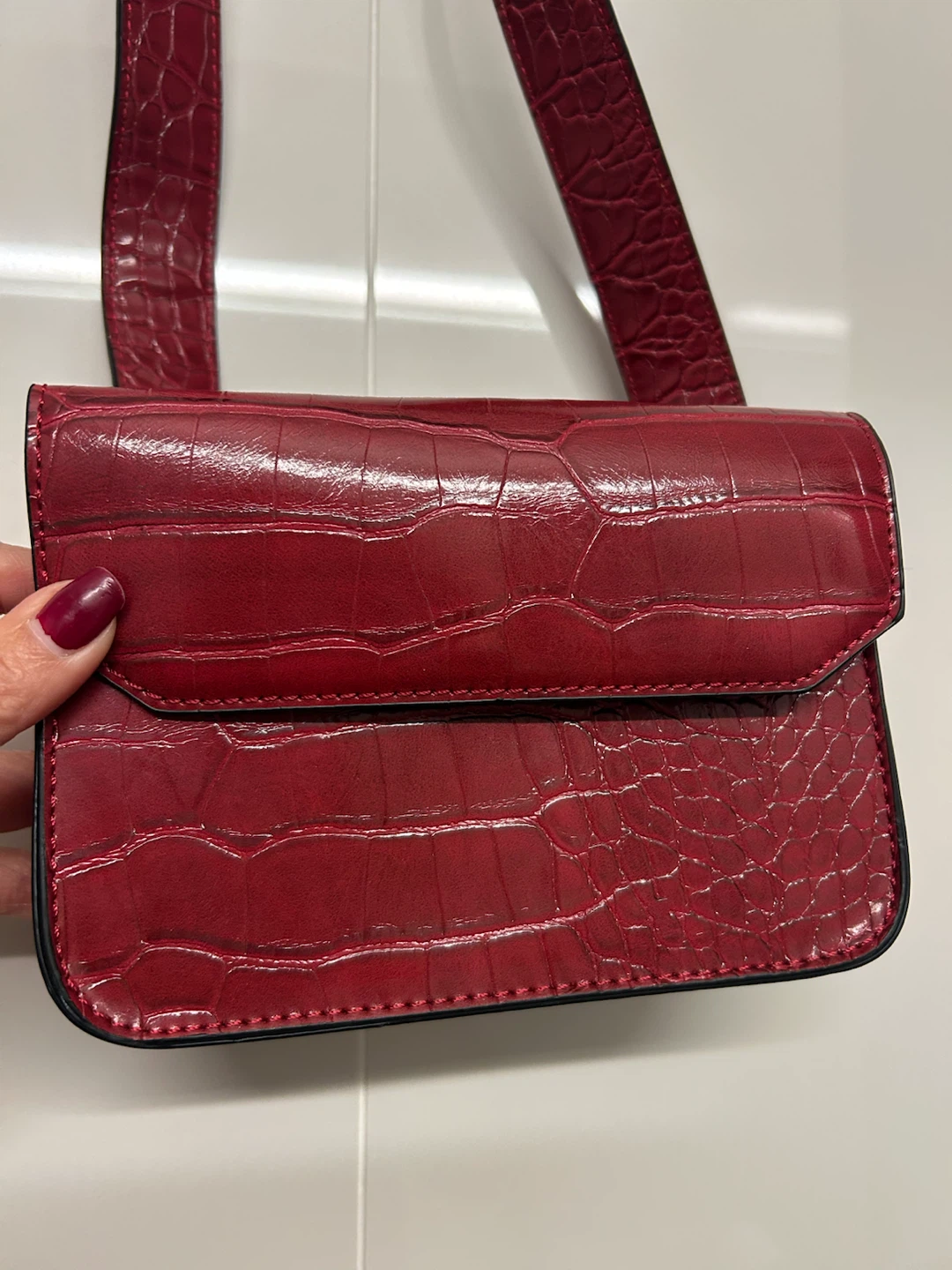 Red Croc-Embossed Belt Back leather Prune ( Argentina ) - photo 4