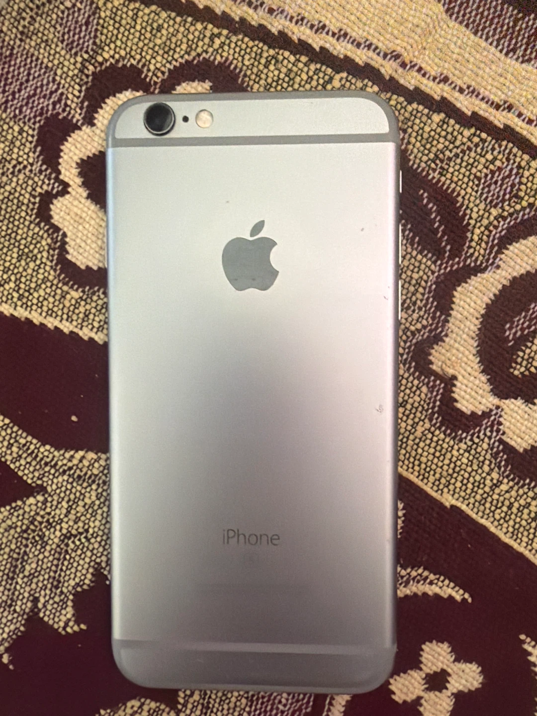 Apple iPhone 6s Silver (sim locked) - photo 2