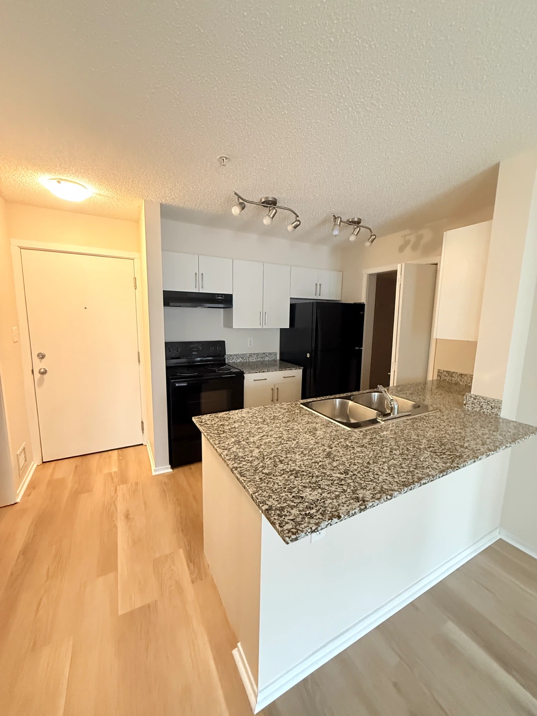 2 Bedroom 1 Bathroom - photo 5