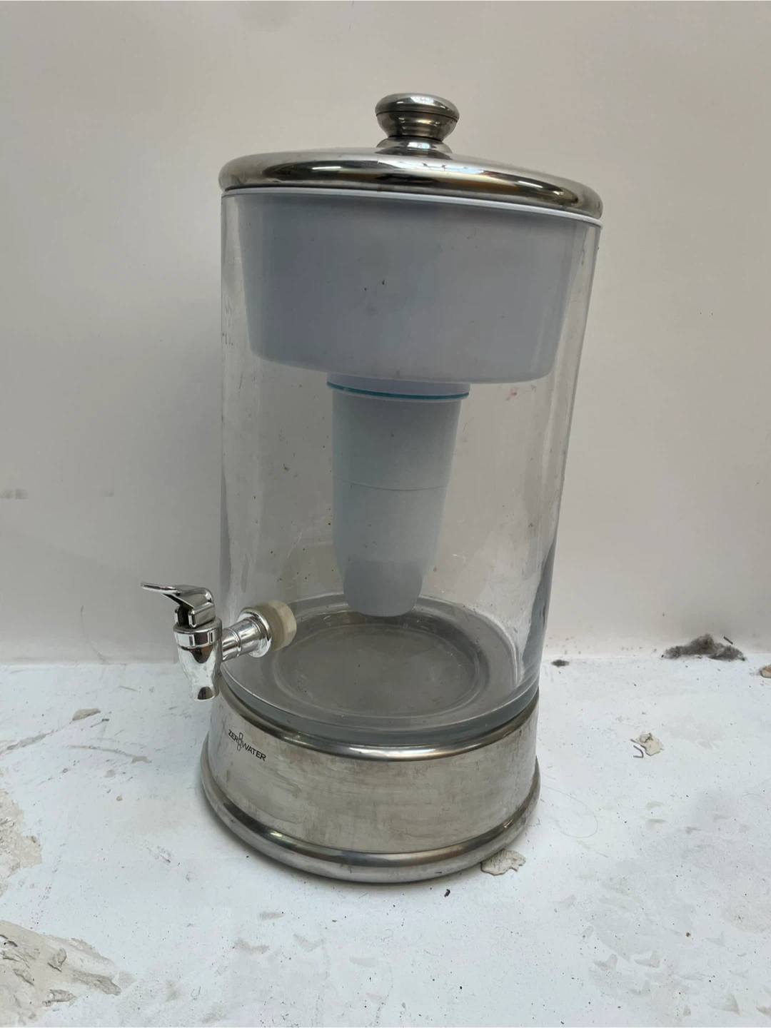 ZeroWater Water Filtration Dispenser - photo 2