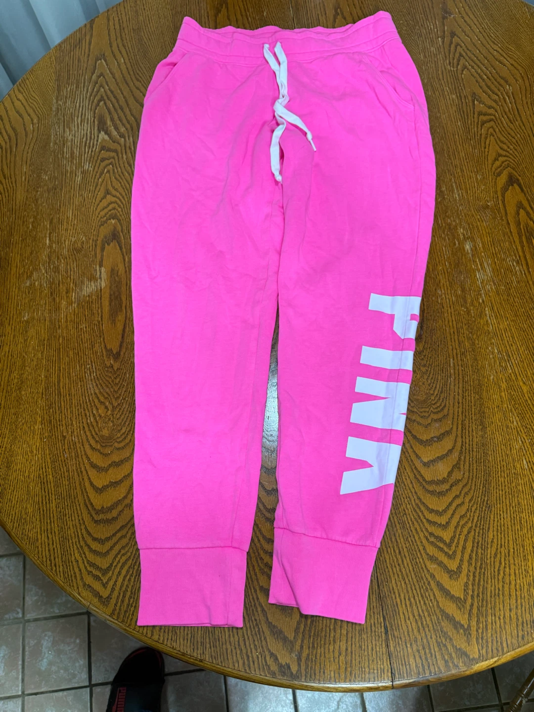 Victoria's Secret PINK Joggers - Medium