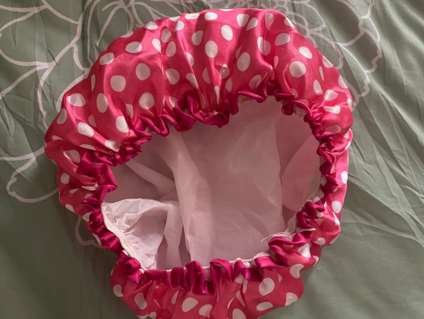 Pink and white polka dot shower cap - photo 2