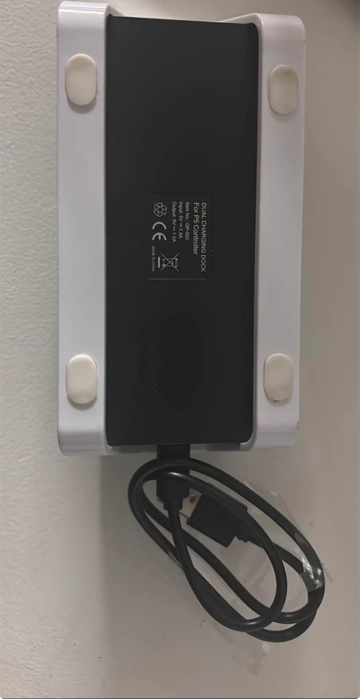 PS5 charging dock - photo 3