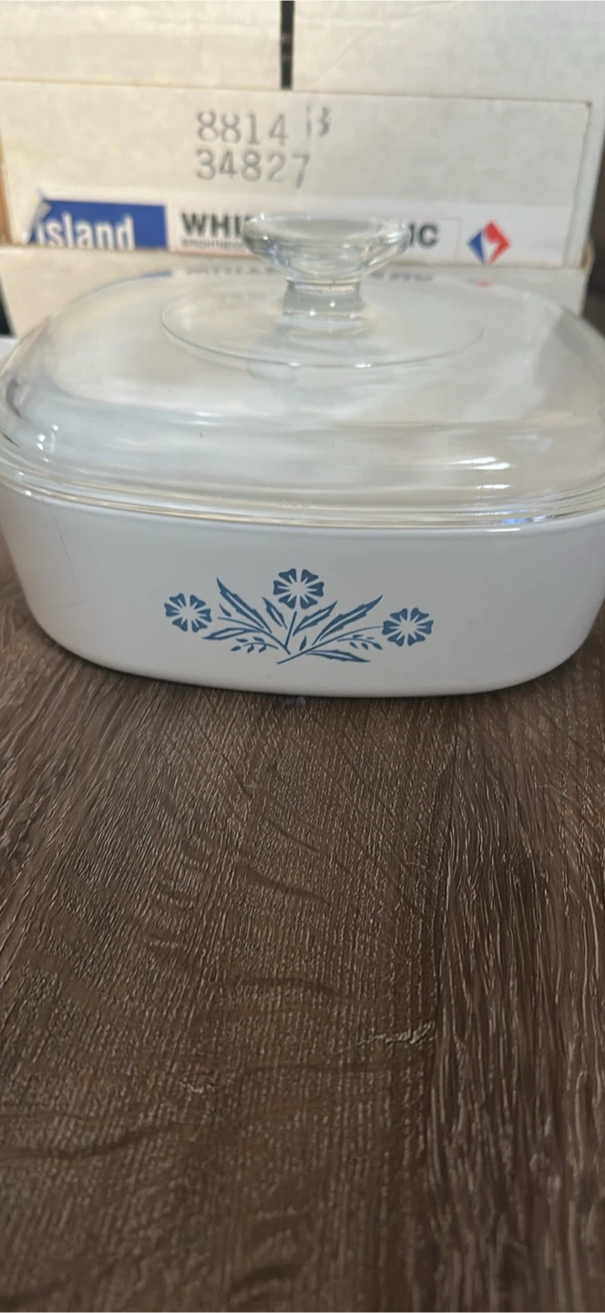 CorningWare Blue Cornflower Casserole Dish with Lid