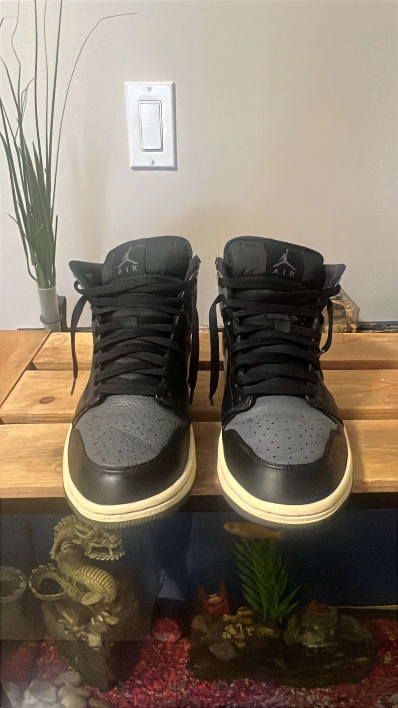 Nike Air Jordan 1 Mid Black/Grey Size 10.5 - photo 2