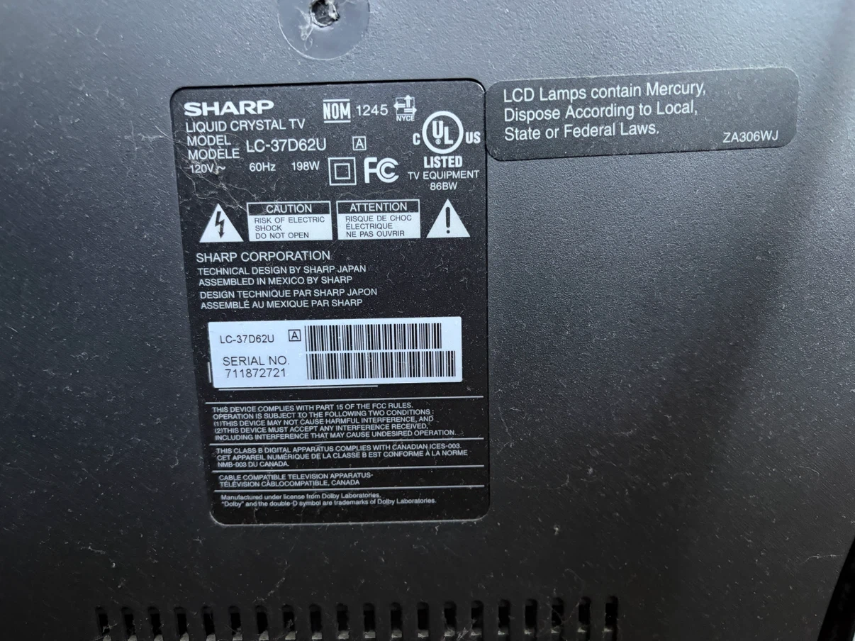Sharp Aquos LC-37D62U 37-inch LCD TV - photo 5