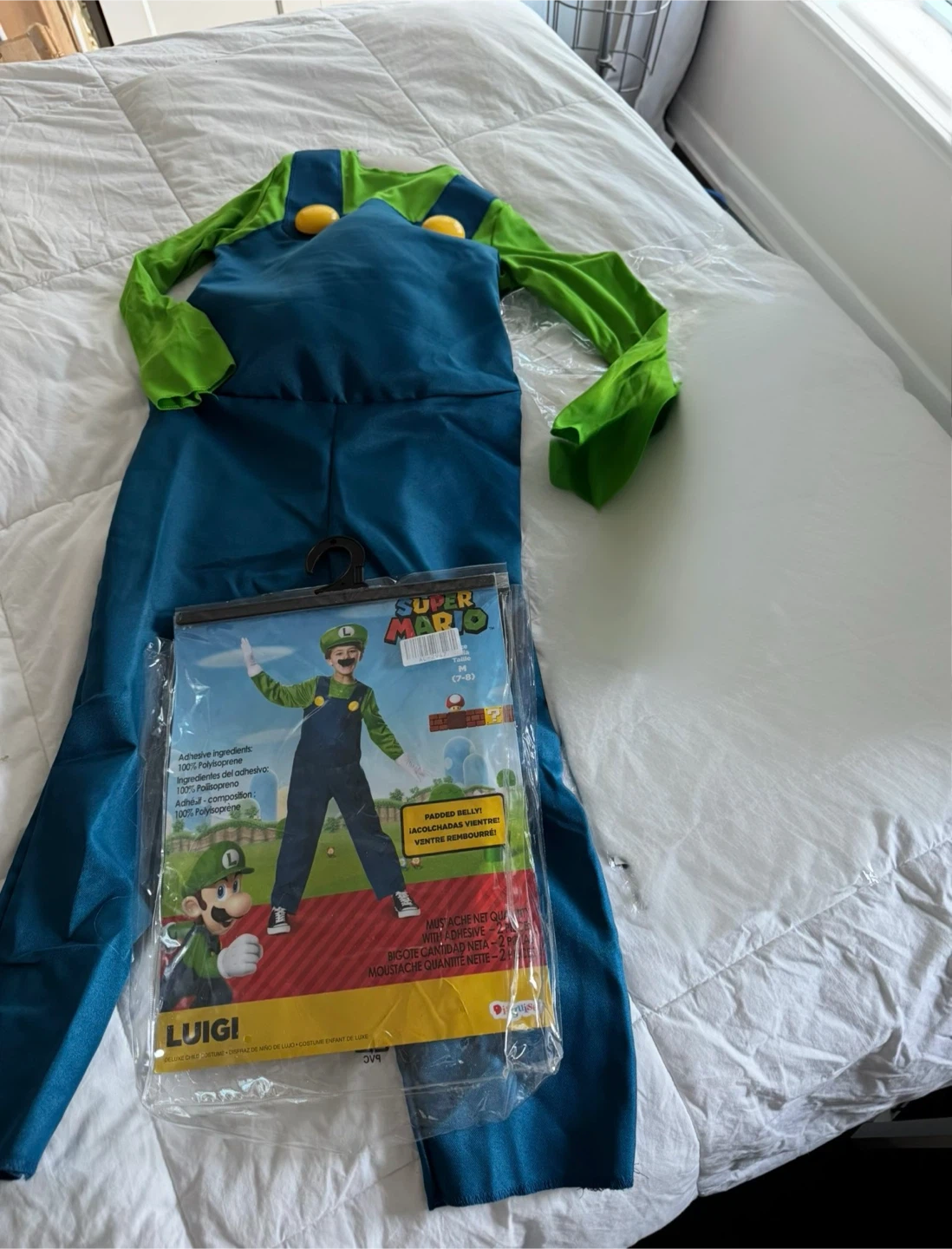Luigi Costume from Super Mario Brothers kids size Medium 7-8 - photo 2