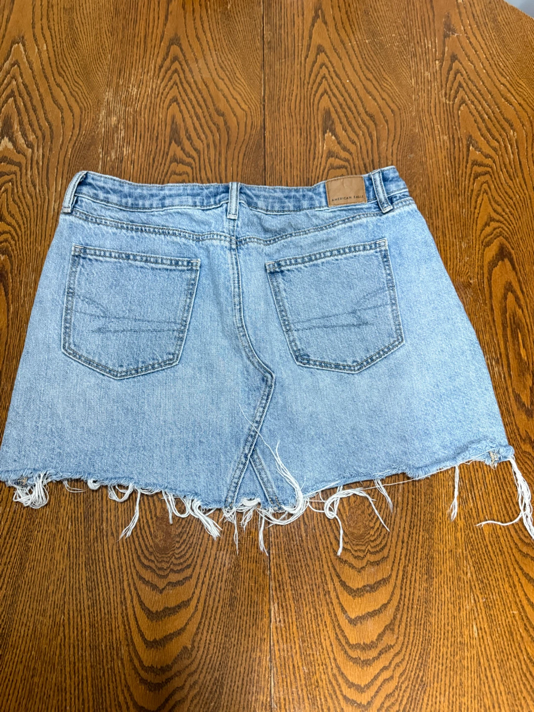 American Eagle Light Wash Denim Skirt Size 12 - photo 2