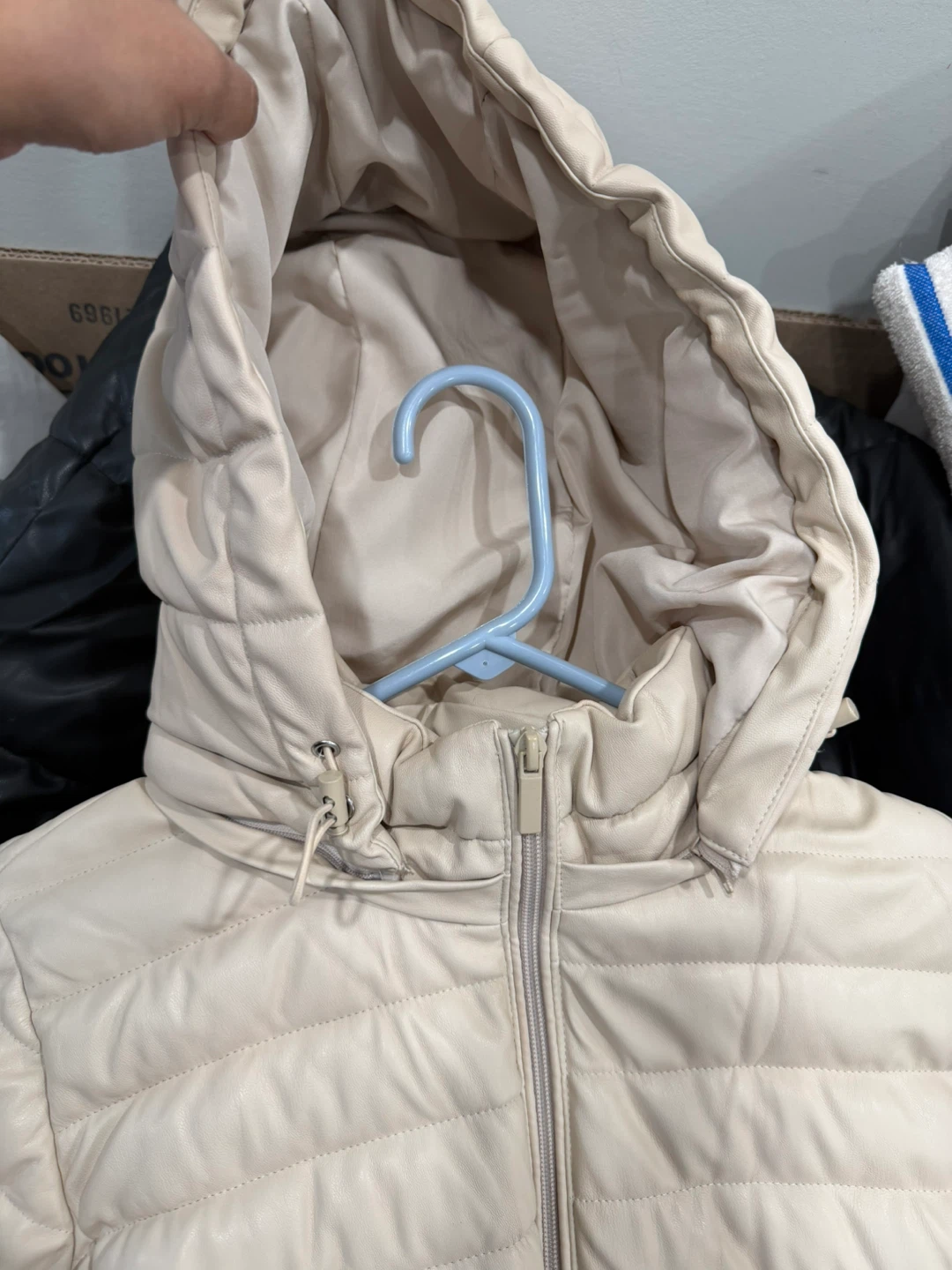 Zara Puffer Jacket Beige - photo 5