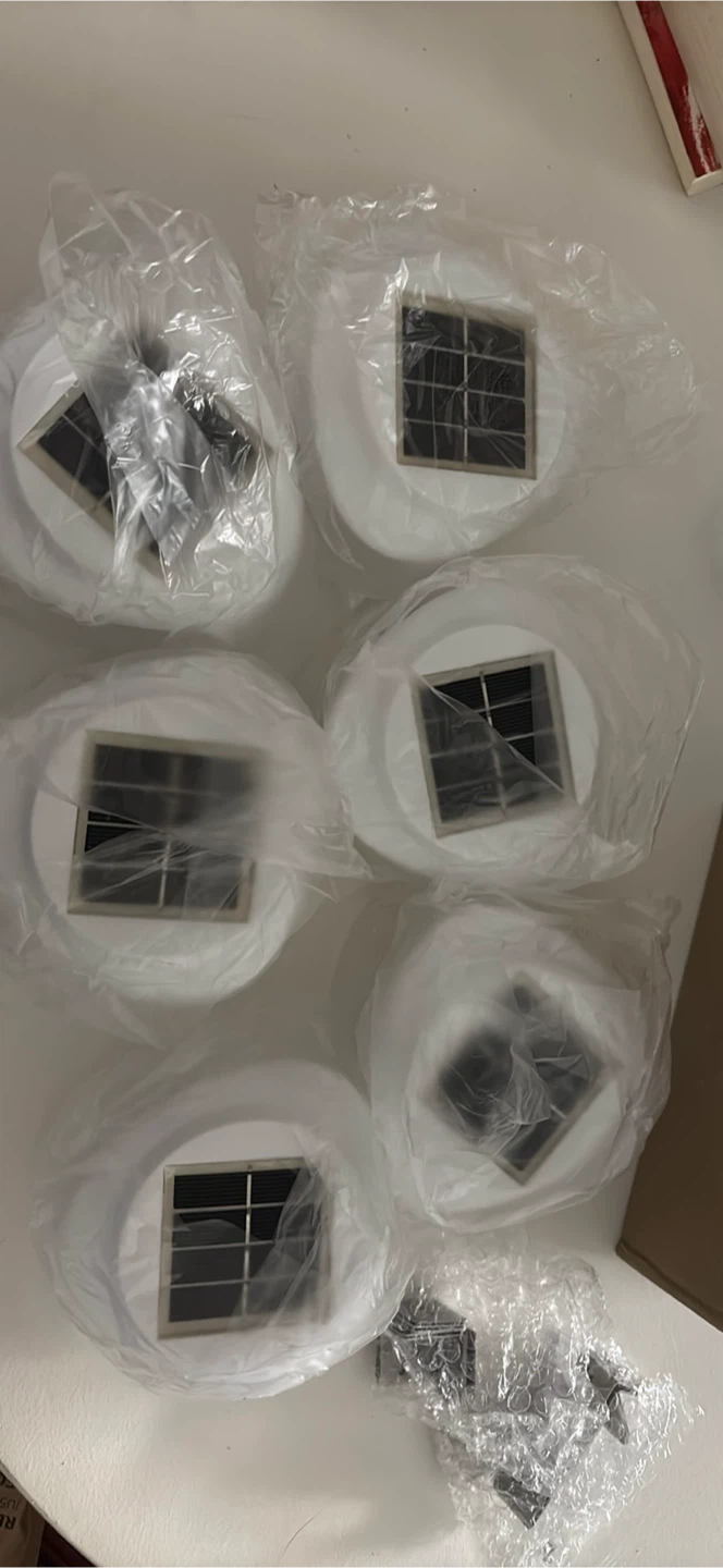 Solar gutter lights