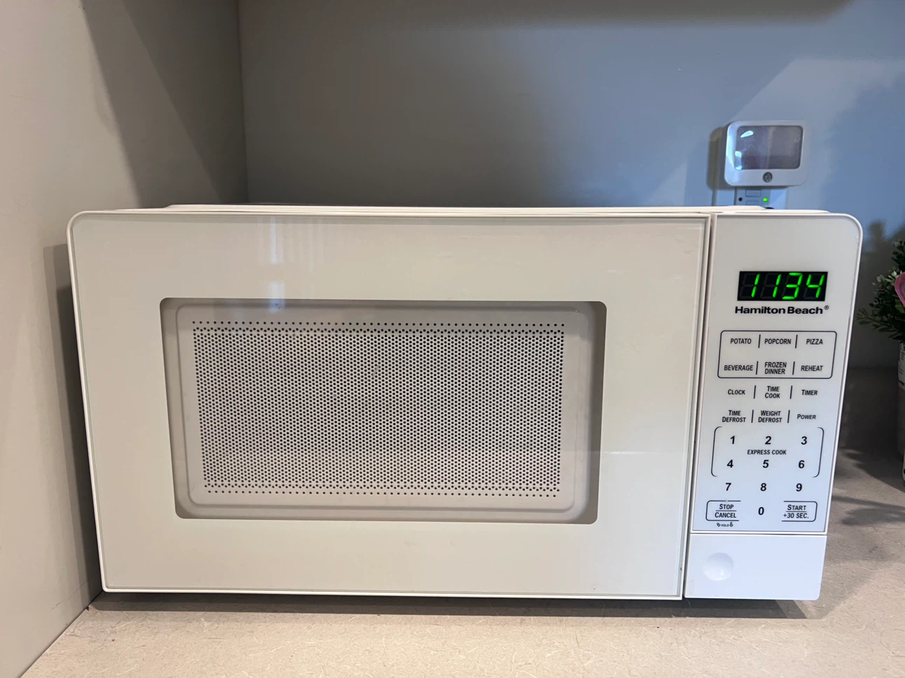 Compact Countertop Microwave by Hamilton Beach