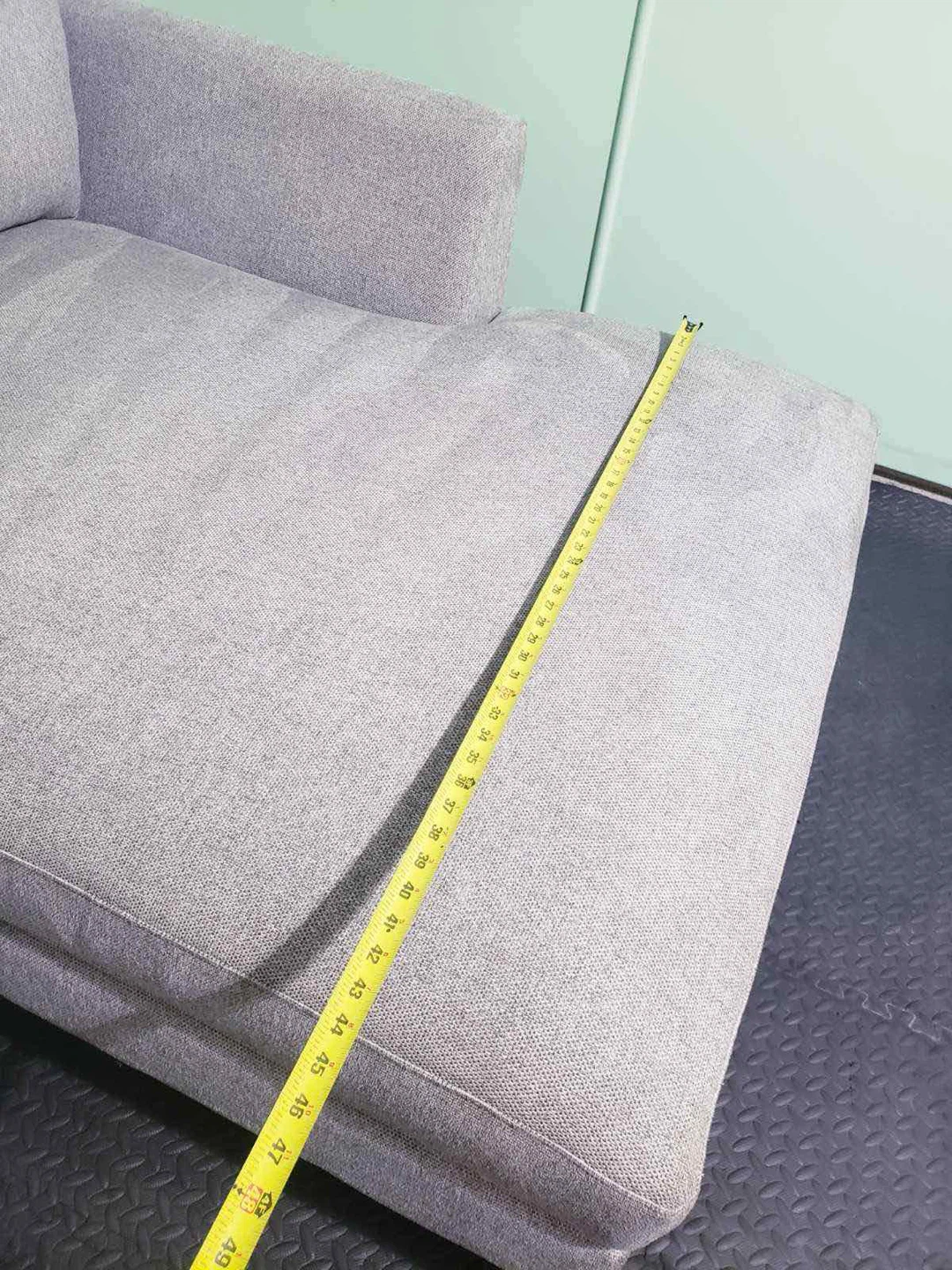 Grey Sectional Sofa with Chaise ( Delivery Available ) - photo 3