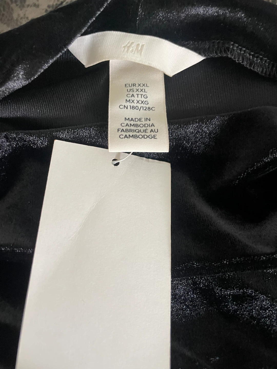 H&M Black Velvet Dress - photo 4