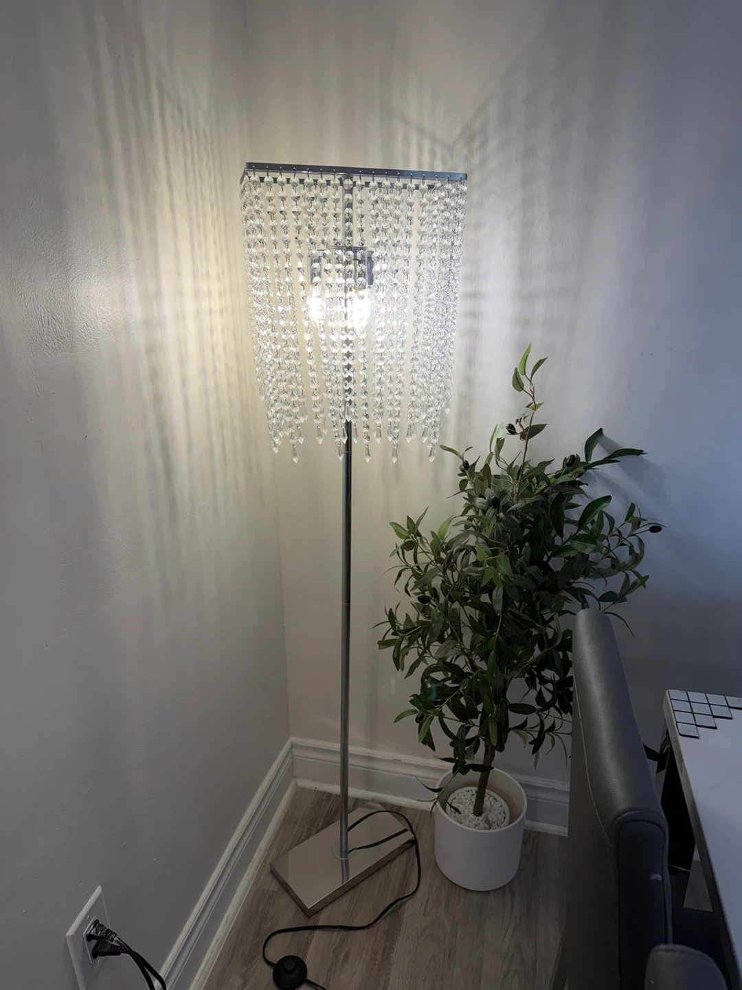 Chrome Crystal Bead Floor Lamp - photo 3