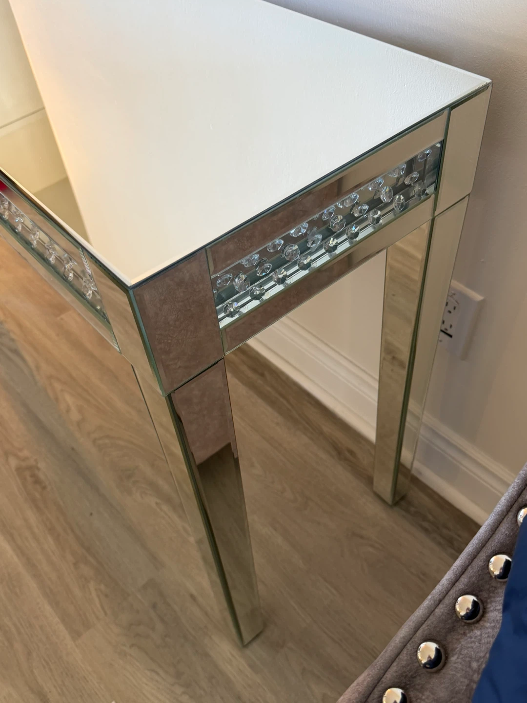 Mirrored Console Table with Crystal Details - photo 3