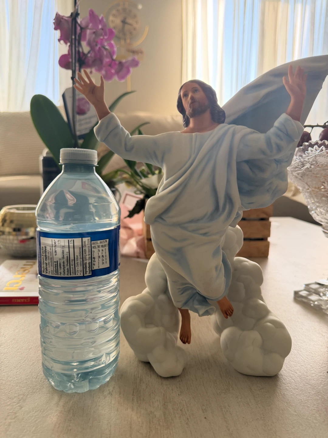 Religious Figurine of Jesus - photo 2