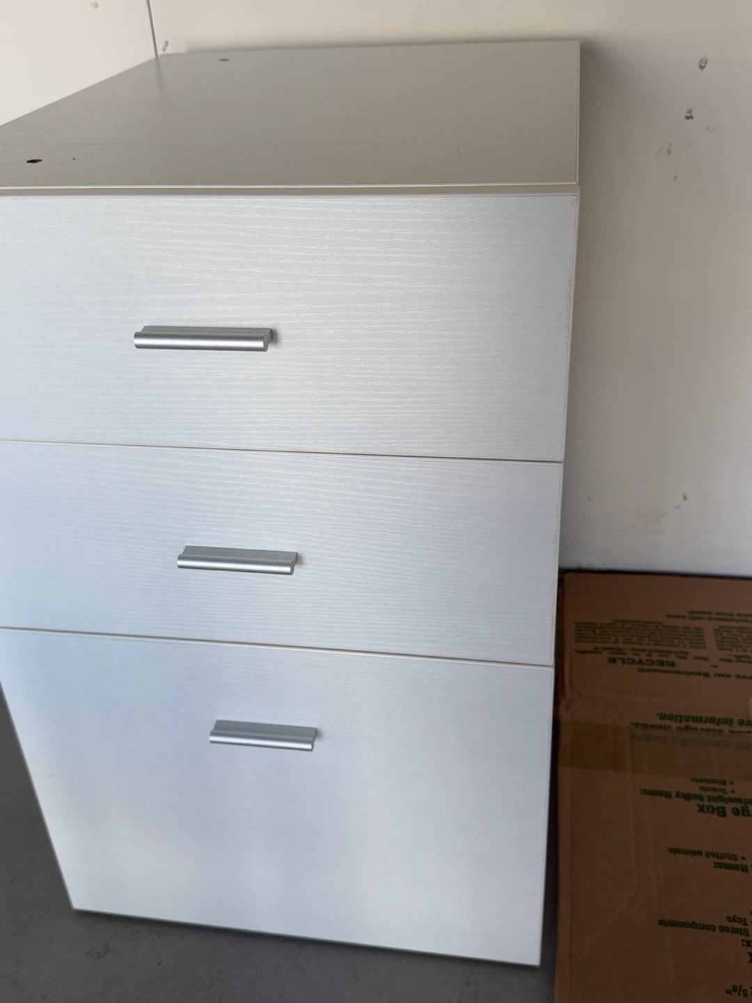 White reversible office desk with 3-drawer cabinet - photo 5