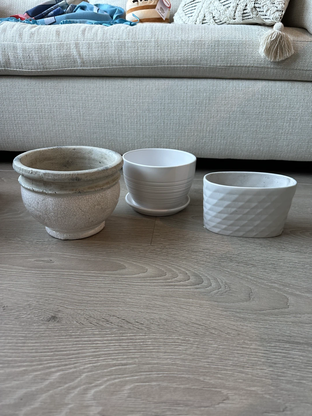 Set of 3 White Ceramic/Stone Planters