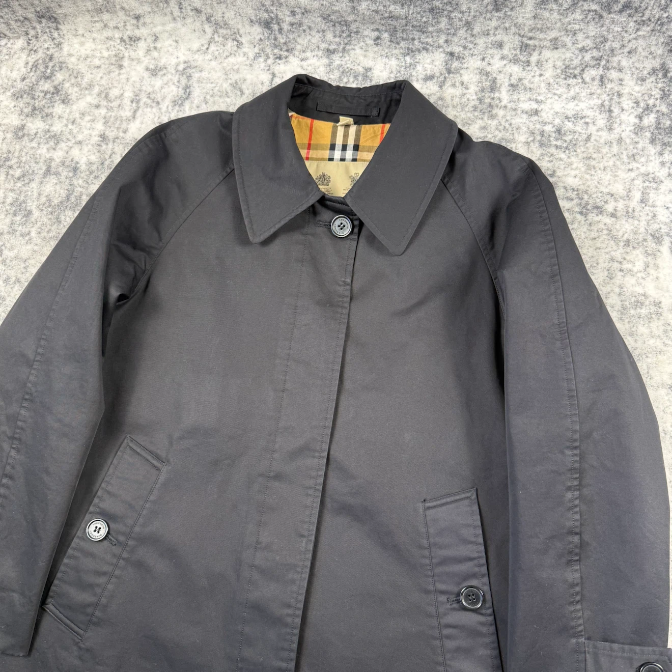 Burberry The Camden Black Cotton Car (Women’s) Coat - photo 2