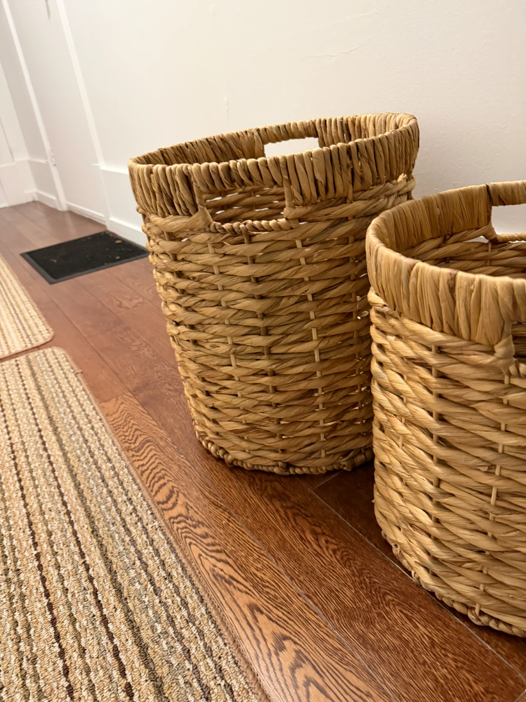 Set of Two Woven Wicker Storage Baskets - photo 3