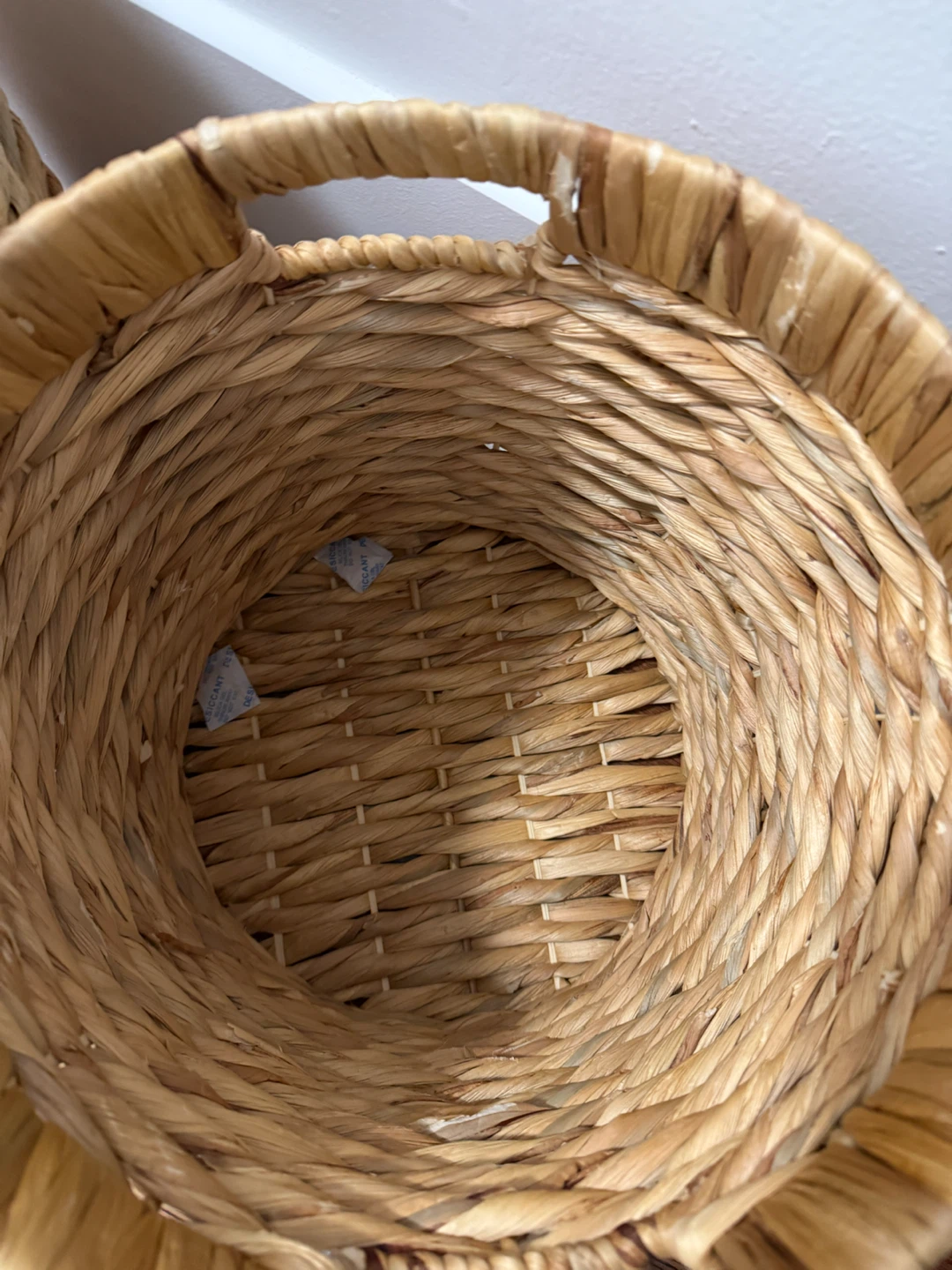 Set of Two Woven Wicker Storage Baskets - photo 5