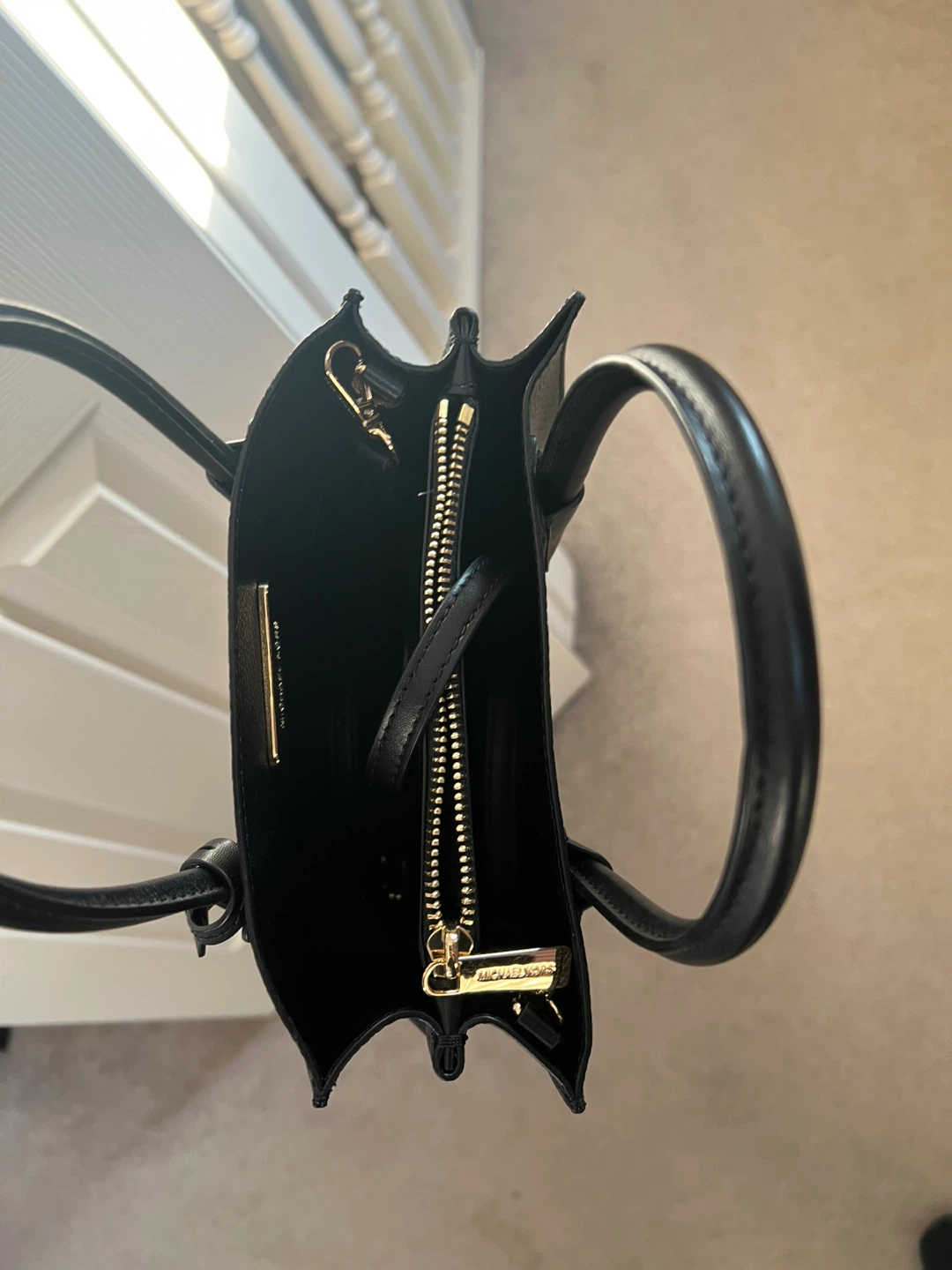 Michael Kors small black crossbody bag - photo 2