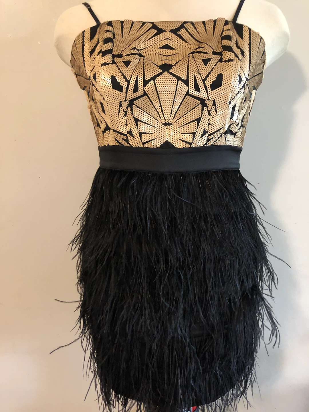 Gatsby by Marciano Guess Sequin Feather Dress