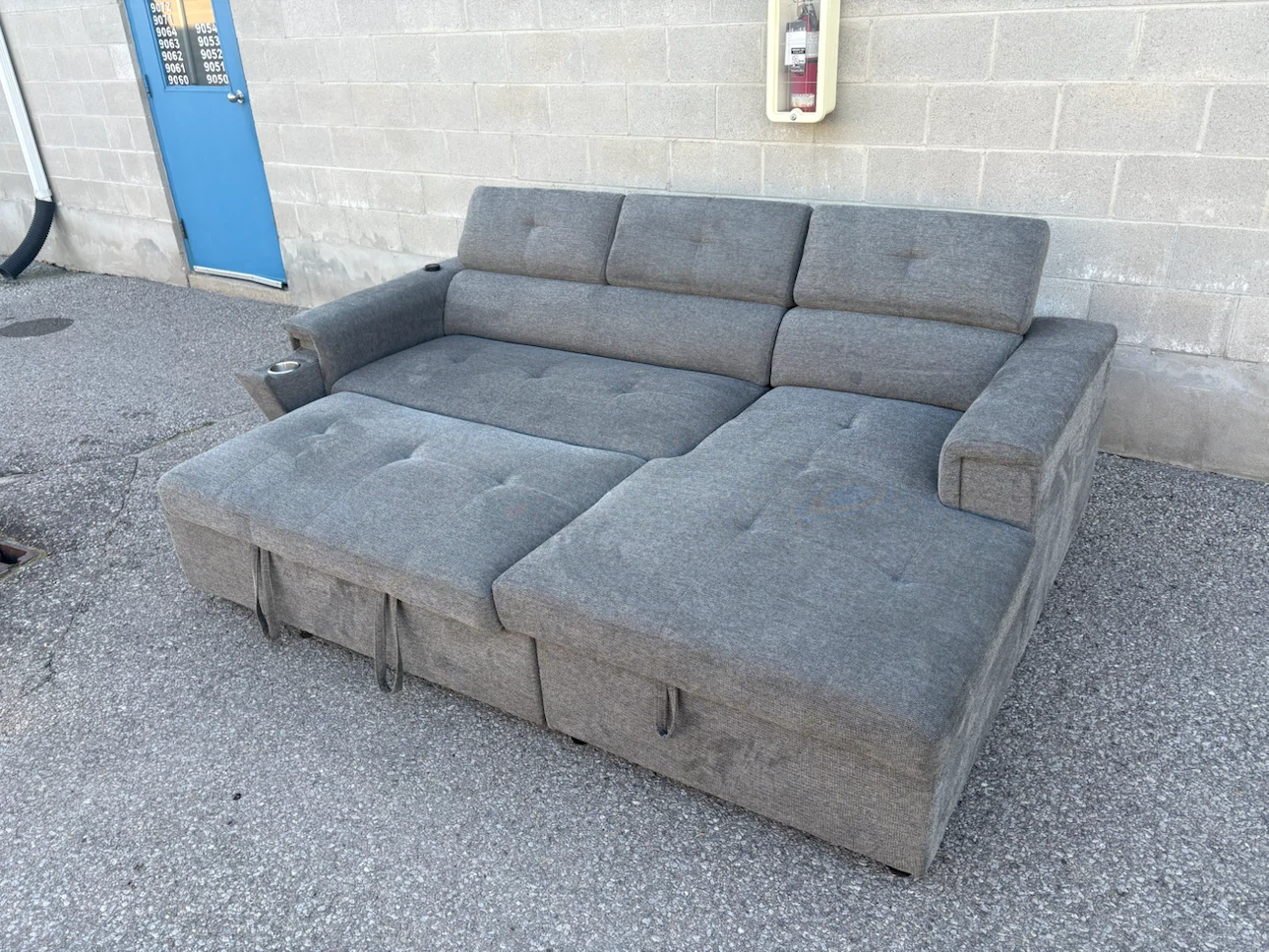 Grey Sectional Sofa Bed with Storage Cup Holder  - Free Delievry - photo 4