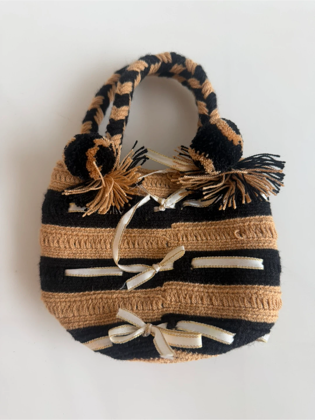 Crocheted Bucket Handbag