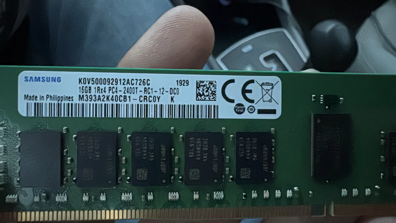 Samsung 16GB 1Rx4 PC4-2400T RAM - photo 3