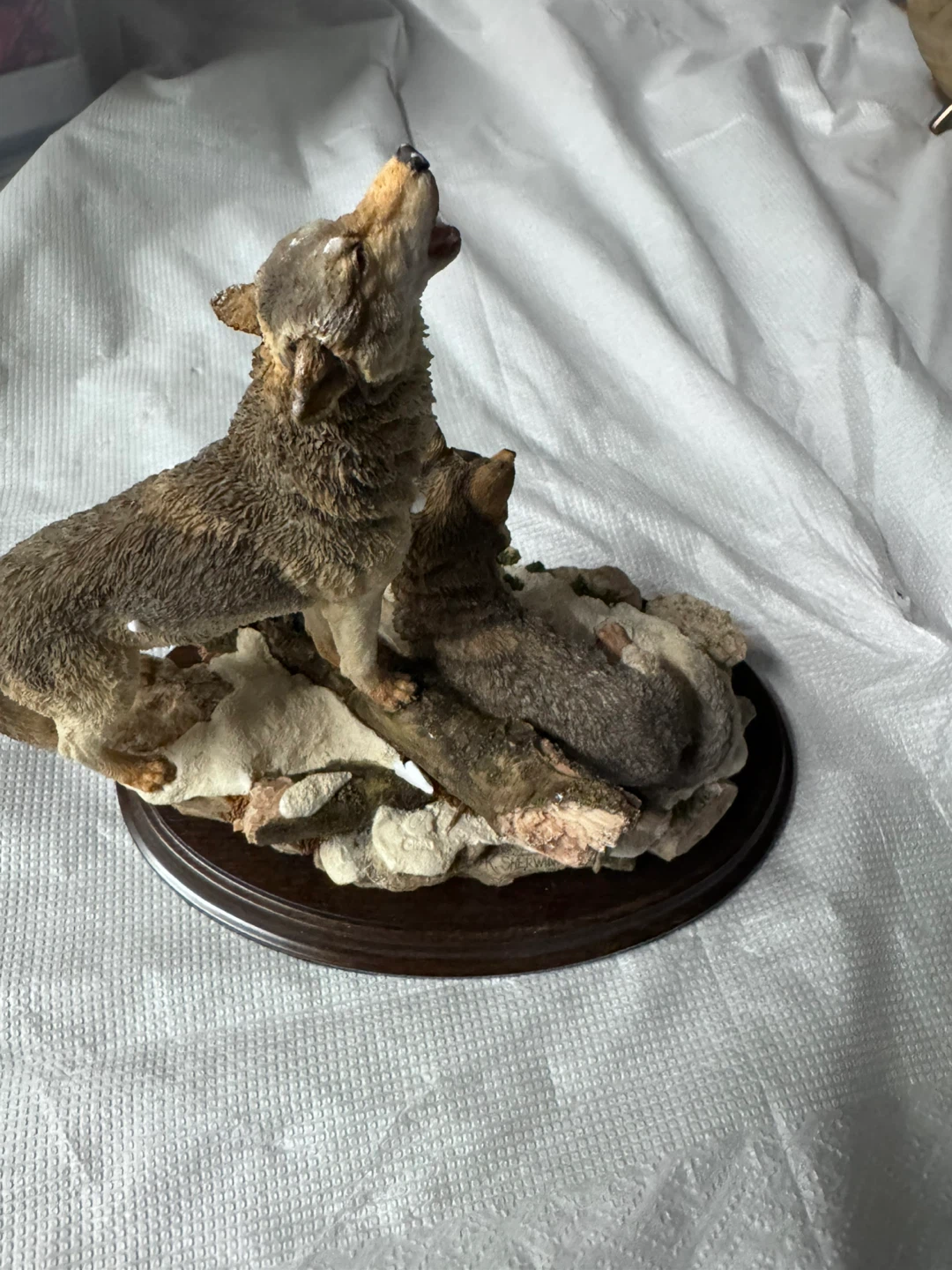 Country Artists Wolf Pair Figurine - photo 2