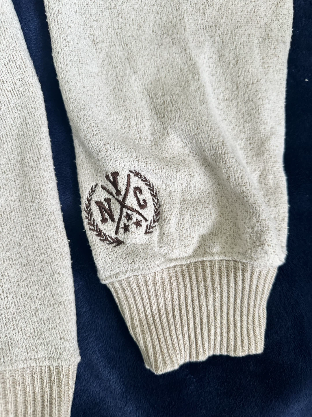 New York Popular Crewneck Sweatshirt - photo 2